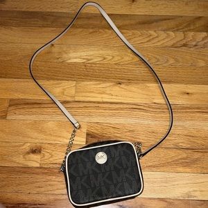 michael kors cross body bag